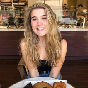 Meet your Posher, Isla